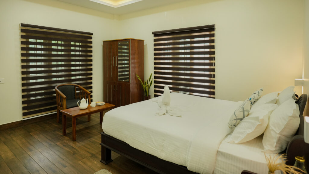 private pool villa in munnar