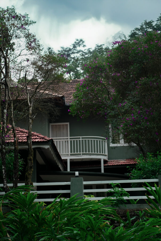 Villa with private water stream in Munnar